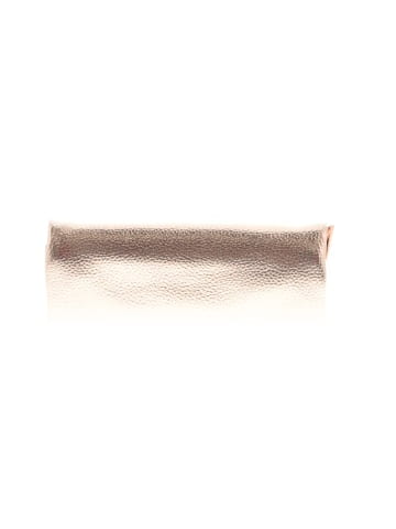 Target Clutch (view 1)