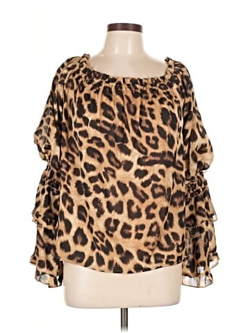 Essue 3/4 Sleeve Blouse (view 1)