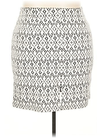Lyssé Casual Skirt (view 2)