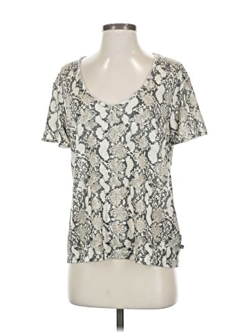 Le Temps Des Cerises Short Sleeve T-Shirt (view 1)