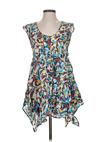 Diane von Furstenberg Casual Dress (view 1)