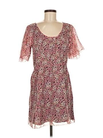 Eliot Casual Dress (view 1)