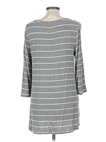 Gap 3/4 Sleeve T-Shirt (view 2)