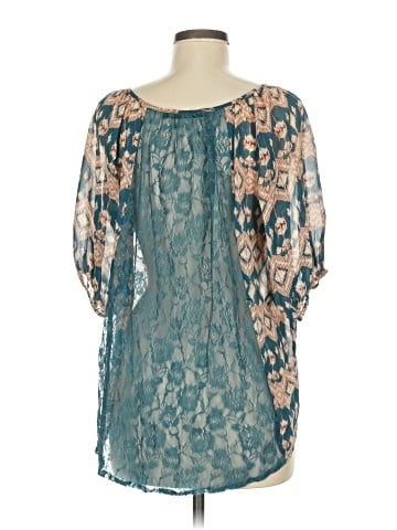 Doe & Rae Short Sleeve Blouse (view 2)
