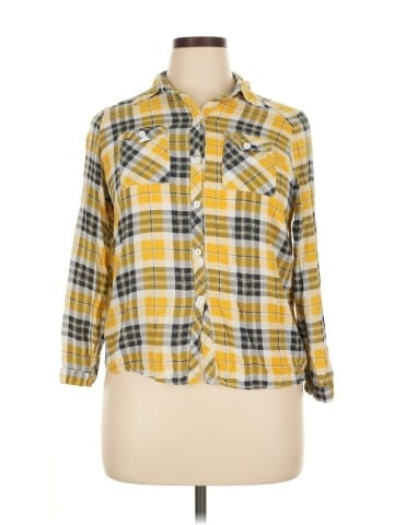 Velzera 3/4 Sleeve Button-Down Shirt (view 1)