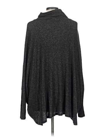 Self Contrast Poncho (view 2)