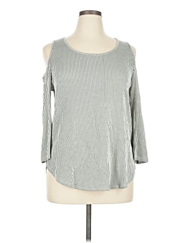 Queen Bees 3/4 Sleeve Top (view 1)