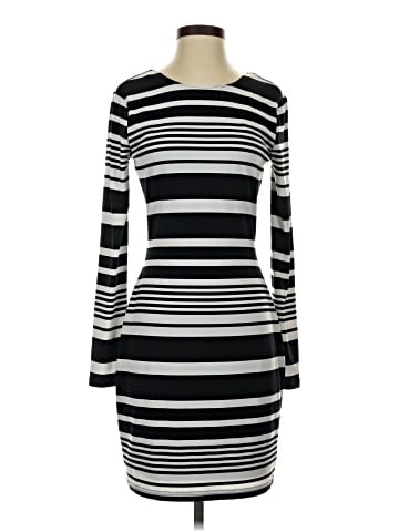 Jennifer Lopez Casual Dress (view 1)