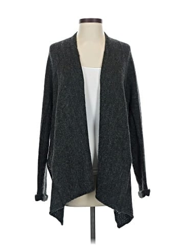 Isabel Lu Cardigan (view 1)