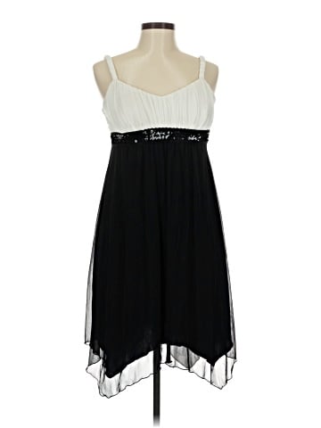 En Focus Cocktail Dress (view 1)