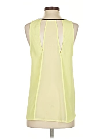 Astr Sleeveless Top (view 2)