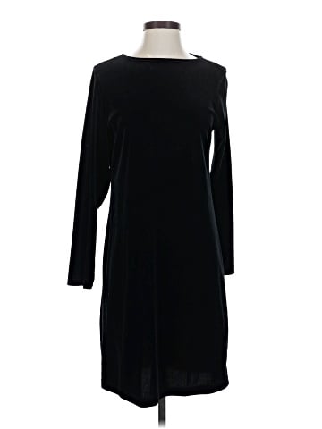 Cynthia Taylor Casual Dress (view 1)