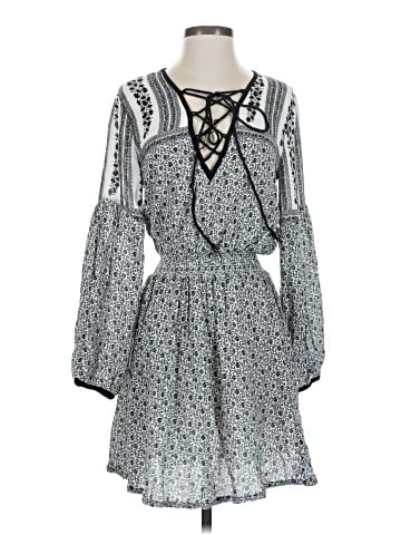 Meghan Los Angeles Casual Dress (view 1)
