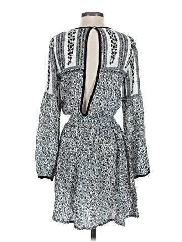 Meghan Los Angeles Casual Dress (view 2)