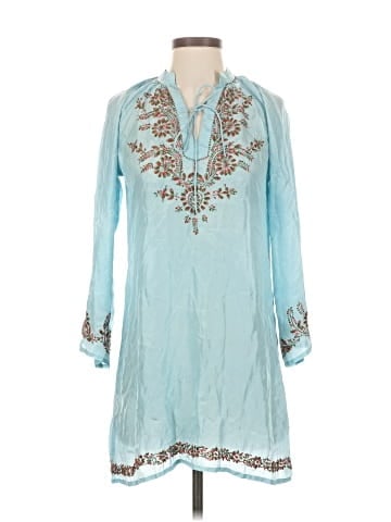 Bindya 3/4 Sleeve Blouse (view 1)
