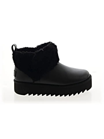 Ugg Ankle Boots (view 1)