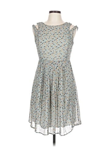 Esley Casual Dress (view 1)
