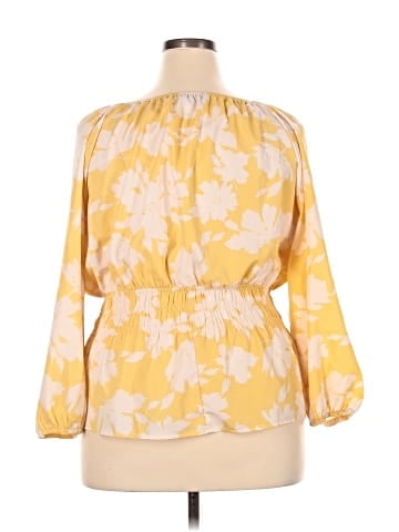Sweet Rain 3/4 Sleeve Blouse (view 2)