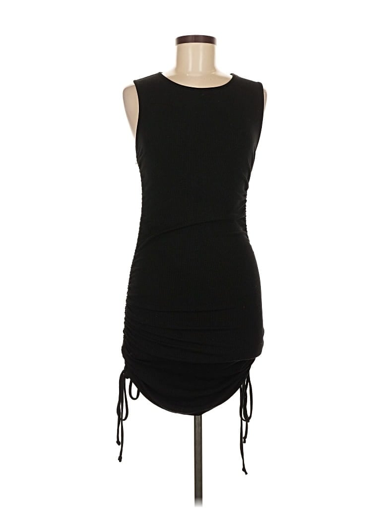 Pre-owned Nia Casual Dress In Black