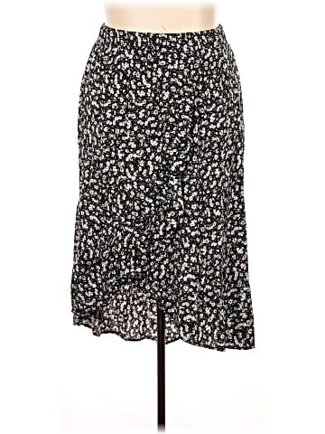 No Boundaries Casual Skirt (view 1)