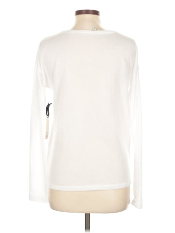 BB Dakota Pullover Sweater (view 2)