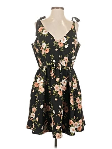 Old Navy Cocktail Dress (view 1)