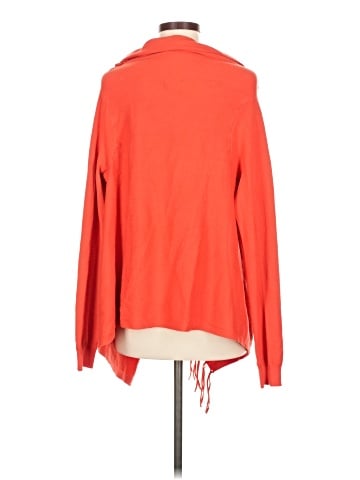 Tea n Rose Poncho (view 2)
