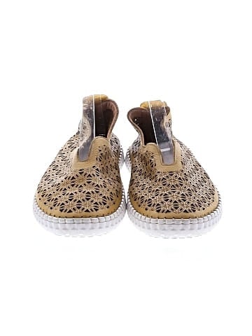 Bueno Flats (view 2)