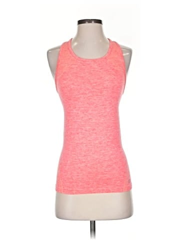 Gap Fit Outlet Active Tank (view 1)
