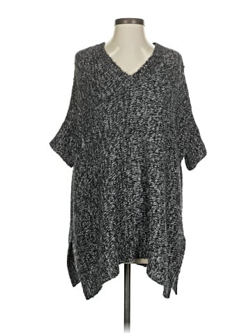 Quinn Poncho (view 1)