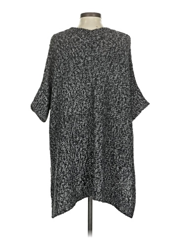 Quinn Poncho (view 2)