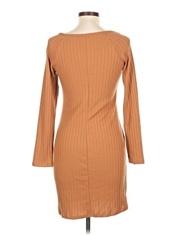 Old Navy Casual Dress (view 2)
