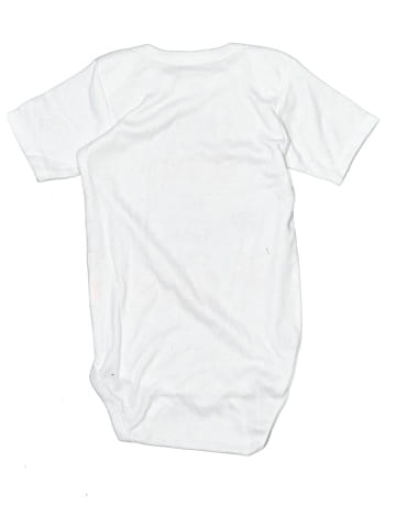 Laughing Giraffe Short Sleeve Onesie (view 2)
