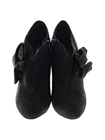 Call It Spring Heels (view 2)