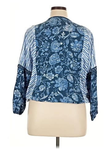 Spense 3/4 Sleeve Blouse (view 2)