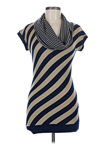 Poof! Sleeveless Top (view 1)