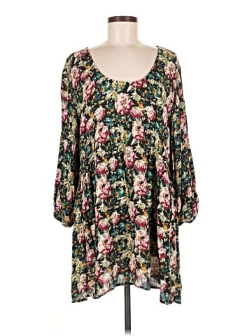 Knot Sisters Casual Dress (view 1)