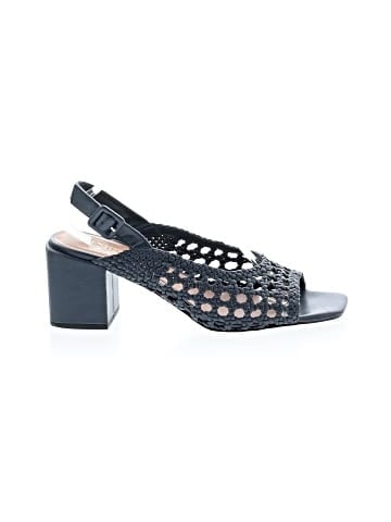 M4D3 Heels (view 1)