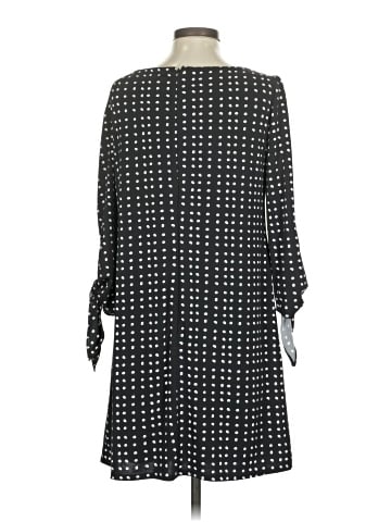 STUDIO by Tahari-Levine Casual Dress (view 2)
