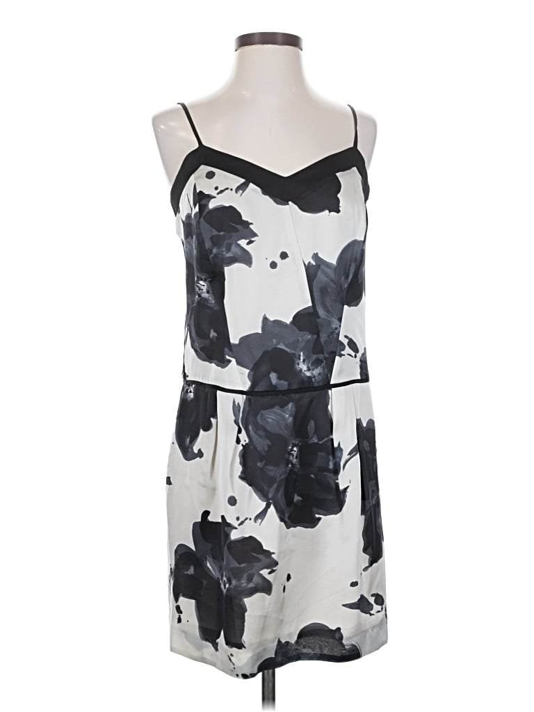Club Monaco Casual Dress - Slip dress: Gray Graphic Pattern Dresses - Used - Size 2