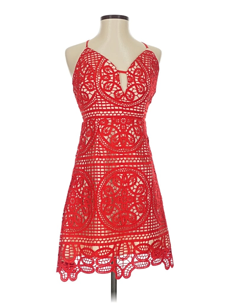 Pre-owned Minuet Cocktail Dress In Red