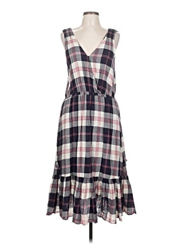 Isabella Sinclair Casual Dress (view 1)