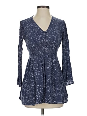 En Creme Casual Dress (view 1)