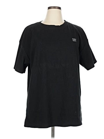 Sabo Skirt Short Sleeve T-Shirt (view 1)