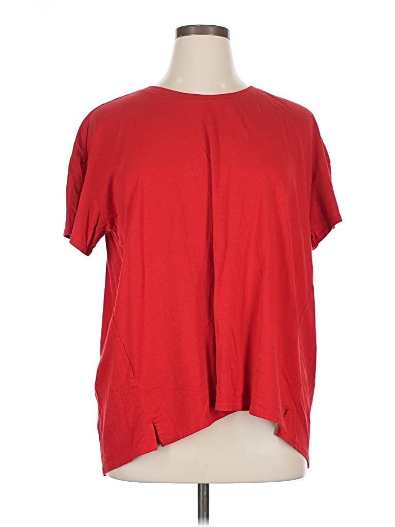 Pre-owned Z By Zella Short Sleeve T-shirt In Red