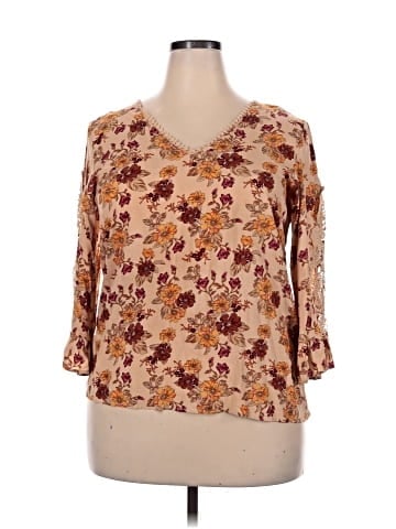 Rusttydustty 3/4 Sleeve Blouse (view 1)