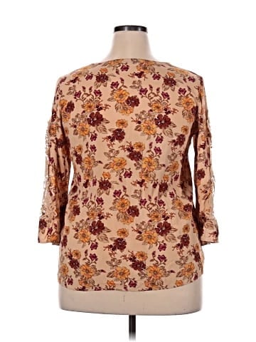 Rusttydustty 3/4 Sleeve Blouse (view 2)