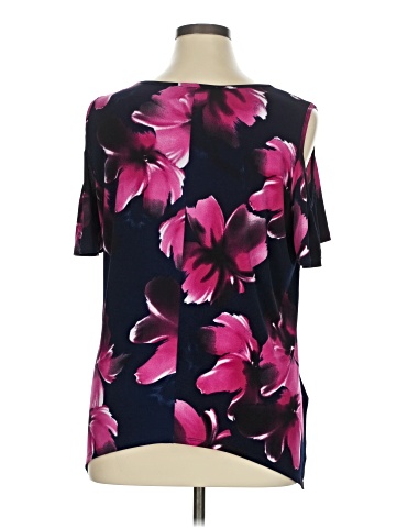 Juniper + Lime Sleeveless Blouse (view 2)