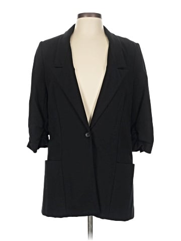 Elizabeth and James Blazer (view 1)
