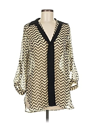 Romeo & Juliet Couture 3/4 Sleeve Blouse (view 1)